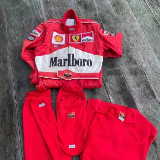 Ferrari  Formula One  2000  Pitcrew suit