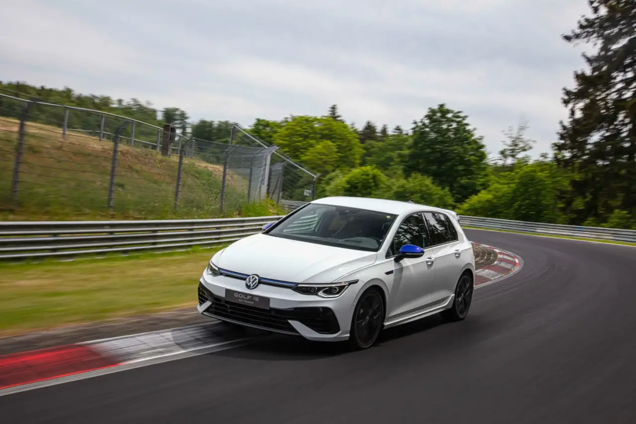 The Golf R “20 Years” is the fastest Volkswagen R ever on the Nürburgring-Nordschleife img#1