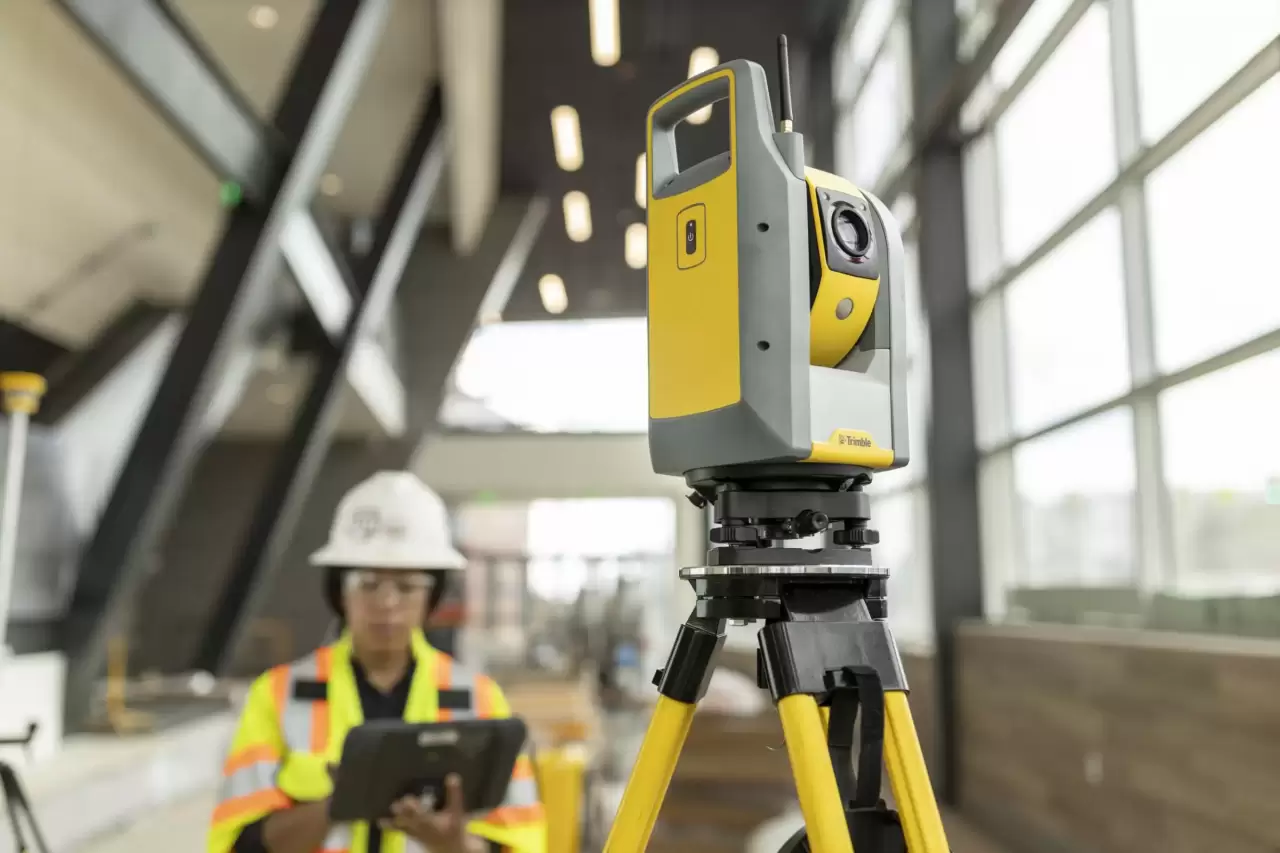 Trimble Sets New Standard for Robotic Total Station Scalability img#1